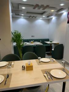 Ruang duduk di Hotel Yuvan