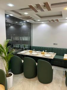 Ruang duduk di Hotel Yuvan