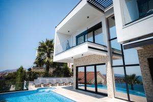 Bazén v ubytování Villas-Kroatien nebo v jeho okolí