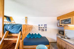 Kuchyň nebo kuchyňský kout v ubytování Arc 1600 - Studio Skis Aux Pieds