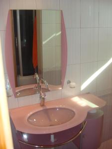 Ένα μπάνιο στο Villa Sunray