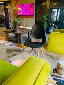 Istumisnurk majutusasutuses Executive Suites and Spa