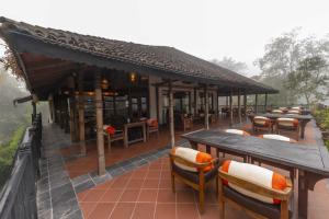 Restavracija oz. druge možnosti za prehrano v nastanitvi Banbas Resort, Chitwan