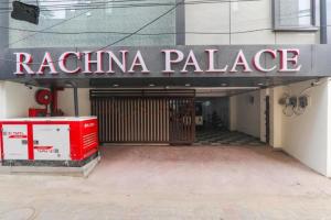 aania palace sign on the front of a building at RROOMS Rachna Inn in Lucknow