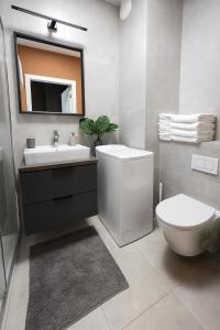 Ένα μπάνιο στο Apartamenty Lew Invest Wrocławska