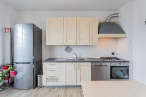 Η κουζίνα ή μικρή κουζίνα στο Luxury home free-private parking,autostrada due minuti +8 φωτογραφίες