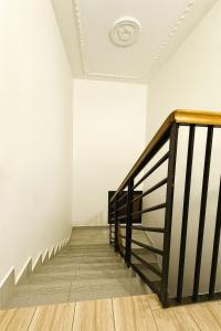 Afbeelding uit fotogalerij van Maison spacieuse, sécurisée et climatisée in Douala