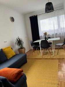 Posezení v ubytování Main Weindorf Unterkunft