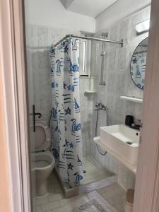 A bathroom at Blue Wave
