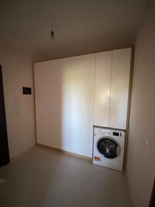 Gambar di galeri bagi apartment golem di Durrës