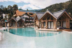 Bazén v ubytování Hotel Rosenhof Murau nebo v jeho okolí