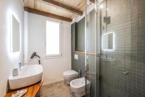 Ένα μπάνιο στο Smart House - Free WiFi & Air Conditioning