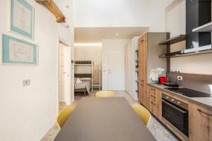Η κουζίνα ή μικρή κουζίνα στο Smart House - Free WiFi & Air Conditioning +14 φωτογραφίες