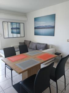 Posezení v ubytování Le charme du Lydia Playa