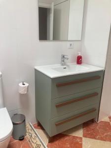 Ένα μπάνιο στο Sol Andaluz Plaza Castillo +7 φωτογραφίες