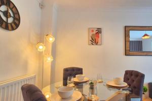 Χώρος καθιστικού στο 2 Bed Tamebridge and Bescot Train Station M5 M6 J9 and J7