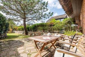 Aed väljaspool majutusasutust Sonnenhues-Exkl-Haus-im-Herzen-Kampens