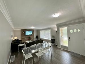 Μια τηλεόραση ή/και κέντρο ψυχαγωγίας στο Mountain View House - Sleeps 14