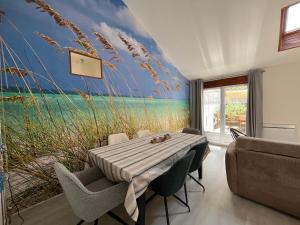 Gallery image of Au Coeur du Fief Naton in Le Château-dʼOléron