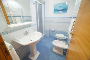 A bathroom at Dimora del Balì