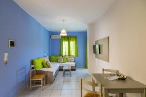 Postel nebo postele na pokoji v ubytování Evelin Hotel + 37 fotografií