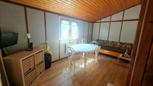 Μια τηλεόραση ή/και κέντρο ψυχαγωγίας στο Chalet LE CORPIAS