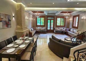 Posezení v ubytování Villa Palmia piscine privée palmeraie Marrakech + 46 fotografií