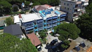 an overhead view of a building with a parking lot at Seliano Residence in Velipojë