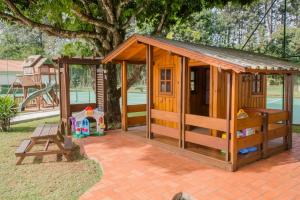 Um jardim em Complexo Eco Cataratas Resort by SJ