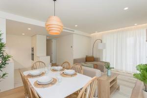 Posezení v ubytování Liiiving in Matosinhos - Factory Pearl Apartment