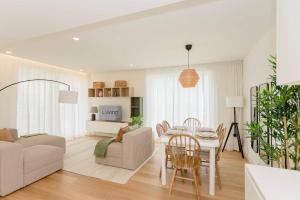 Posezení v ubytování Liiiving in Matosinhos - Factory Pearl Apartment + 42 fotografií