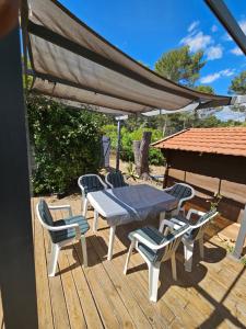 Μπαλκόνι ή βεράντα στο Circuit Paul Ricard Chalet au Castellet