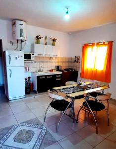Dapur atau dapur kecil di Mis PICHONCITOS