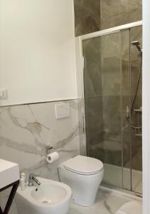 Koupelna v ubytování Salacia rooms