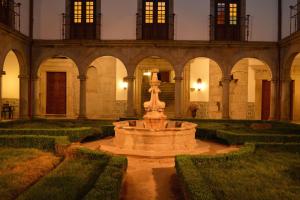 Um jardim em Pousada Mosteiro de Guimaraes