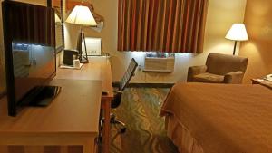 Gallery image of Travelodge by Wyndham Muskegon in Muskegon