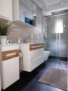 Et badeværelse på Residenz Amden