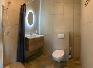 Photo de la galerie de l'établissement Apartments & Wellness Diva Flamingo, à Barber