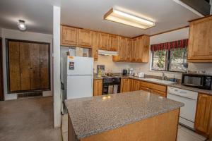 Fotografie z fotogalerie ubytování Bunker By Hauserman Rentals v destinaci Tahoe City