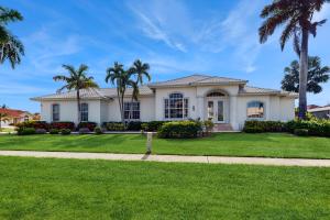 Aed väljaspool majutusasutust All Tide Up