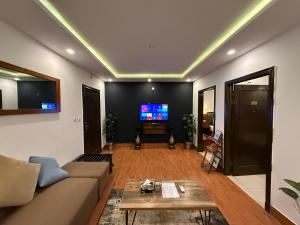 拉瓦尔品第The Viewmont - 2 Bedroom Serviced Apartment with a beautiful view的相册照片