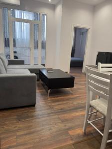 Gallery image of Apartament in Tirana +2 photos