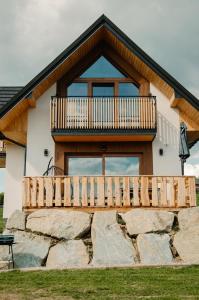 Το κτήριο όπου στεγάζεται  η παραθεριστική κατοικία