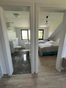 Gallery image of Apartamenty Pod Jodłami in Sarbinowo +29 photos