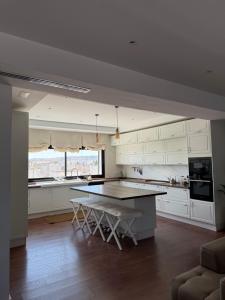 Gallery image of High standing villa floor close to the airport with shuttle in La Soukra