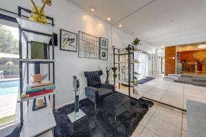 Φωτογραφία από το άλμπουμ του Private Oasis in West Park Near the Beach! σε Miami Gardens +28 φωτογραφίες