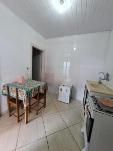 Kuchyň nebo kuchyňský kout v ubytování Hospedaria Encanto Astral