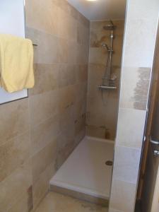 Et badeværelse på Schön wohnen in der Rhön