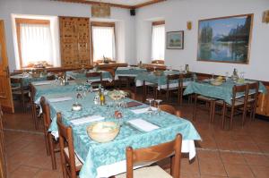 Restaurace v ubytování Albergo Vecellio + 17 fotografií