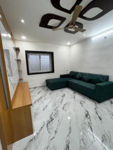 Χώρος καθιστικού στο Elite Airport Stay
